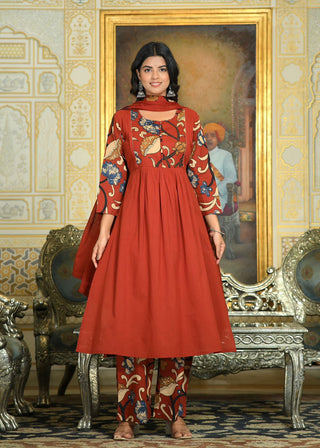 Red kurta set